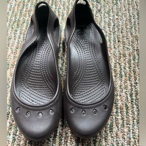 CROCS Brown Flats Sleek Waterproof Design